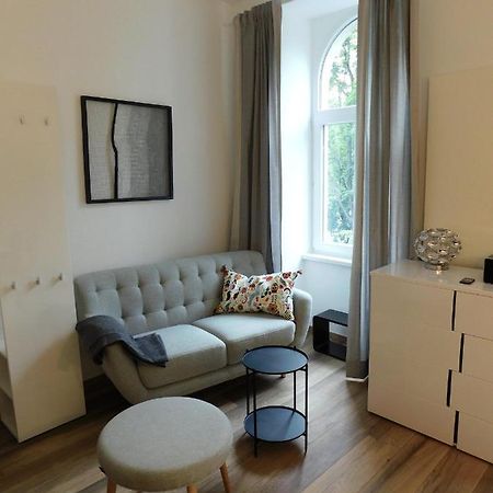 Max, Ruhige Sonnige Wohnung In Praternahe Вена Экстерьер фото